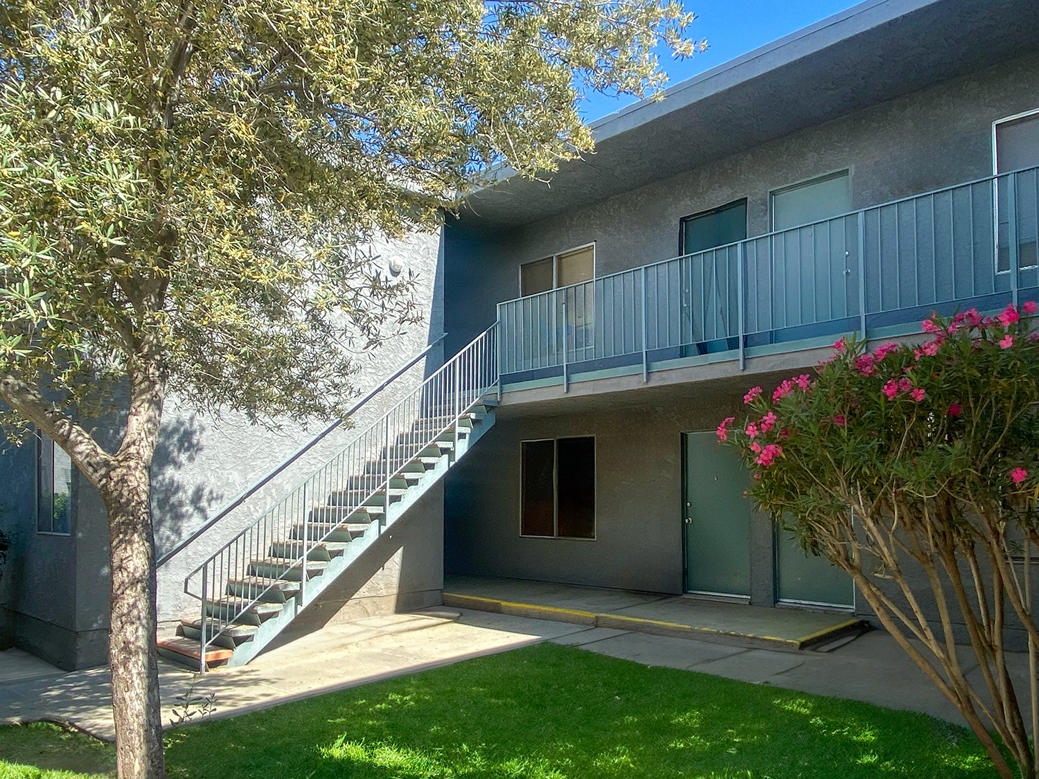 38238 11th Street East photo